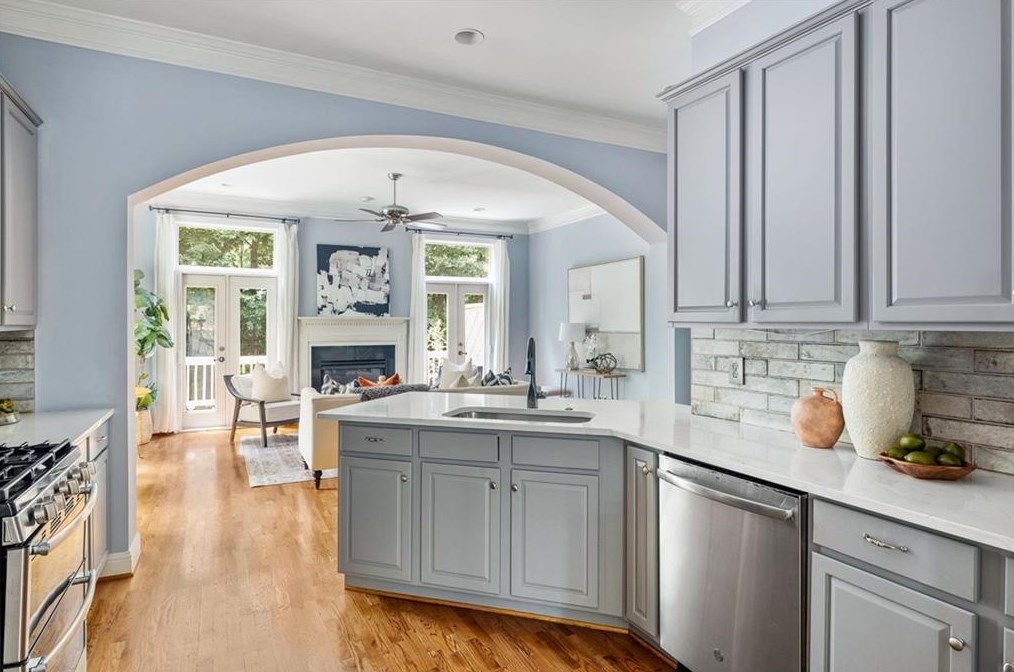 1146 Providence Pl, Decatur GA 30033-3465 exterior