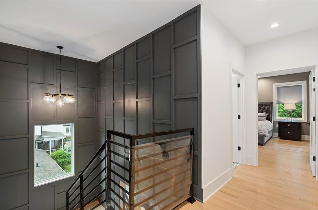 1736 Wayland Cir, Atlanta GA  30319-3612 exterior