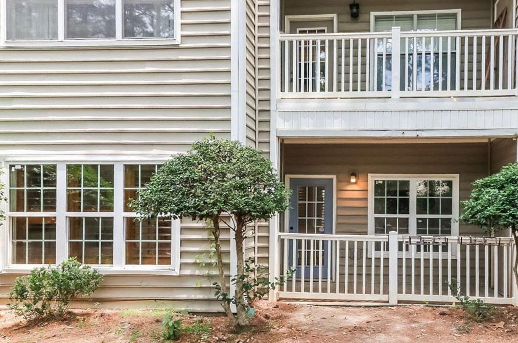 2700 Pine Tree Rd, Atlanta GA  30324-5671 exterior