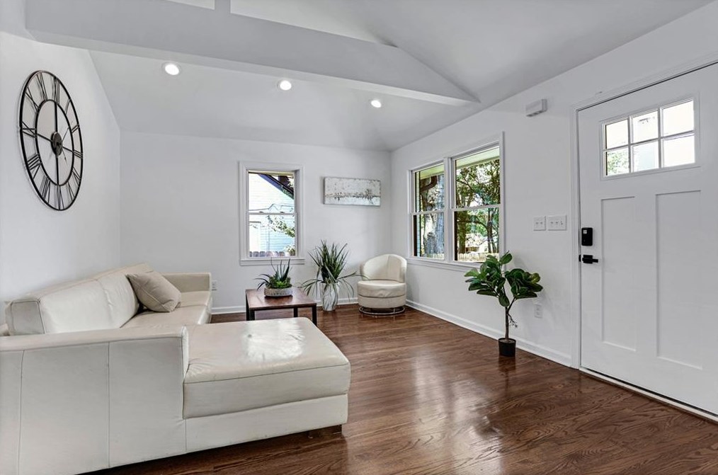 1849 Hooper St, Decatur GA  30032-4133 exterior