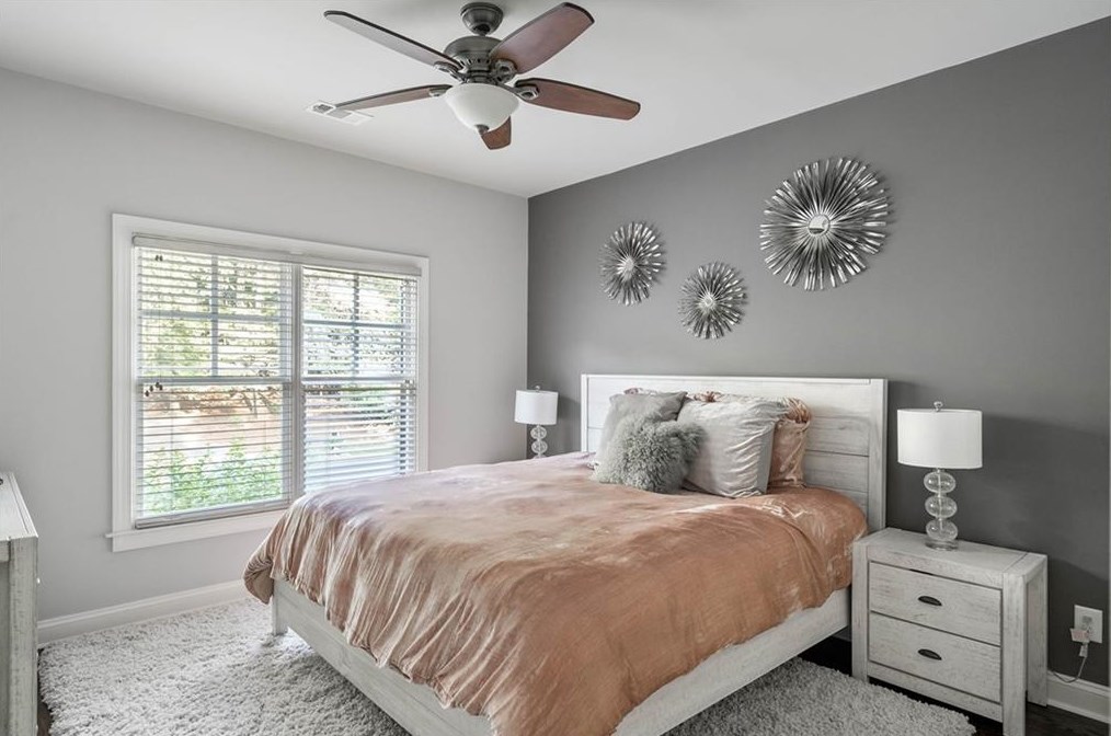 5514 Sherrell Dr, Atlanta GA 30342-1305 exterior