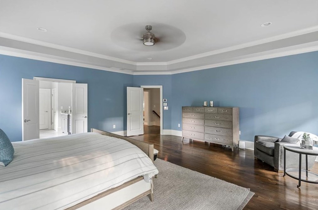 5514 Sherrell Dr, Atlanta GA 30342-1305 exterior