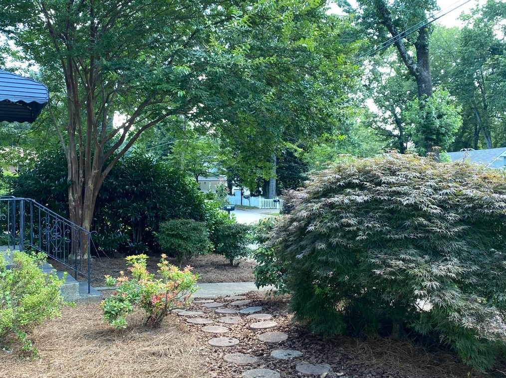 305 Sisson Ave, Atlanta GA  30317-1423 exterior