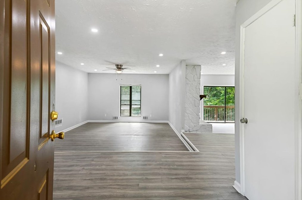 4519 Dogwood Farms Dr, Decatur GA  30034-6308 exterior