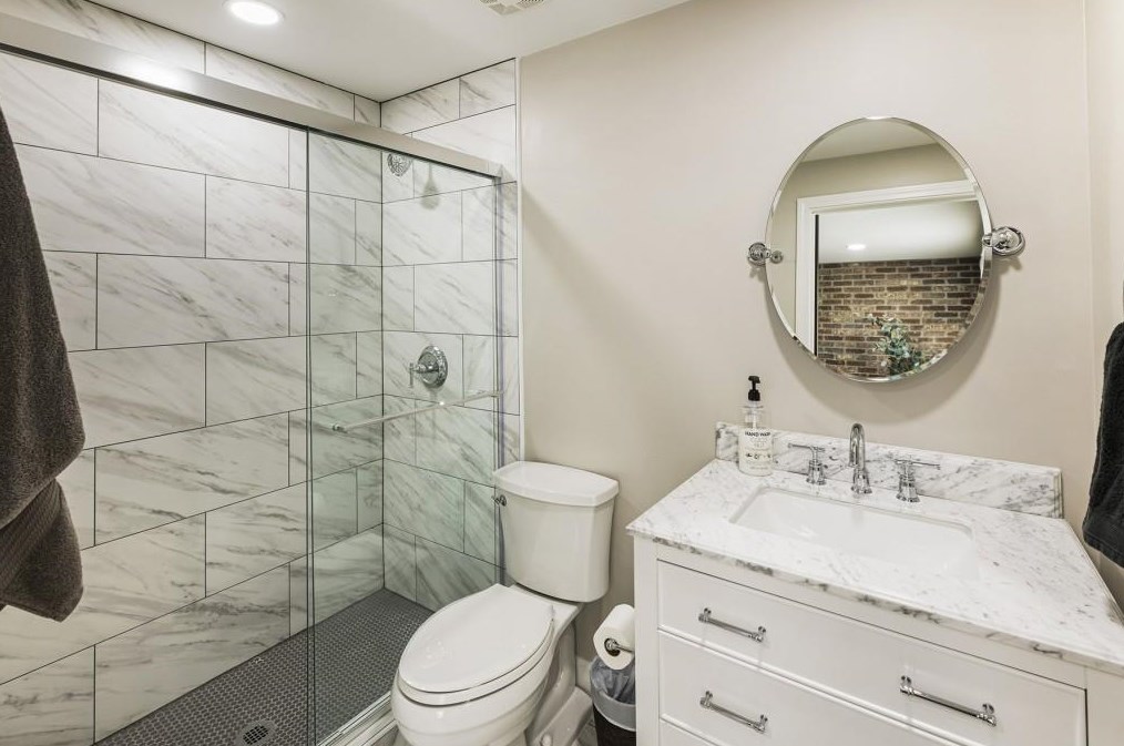 11615 Dunhill Pl Dr, Alpharetta GA 30005-7240 exterior