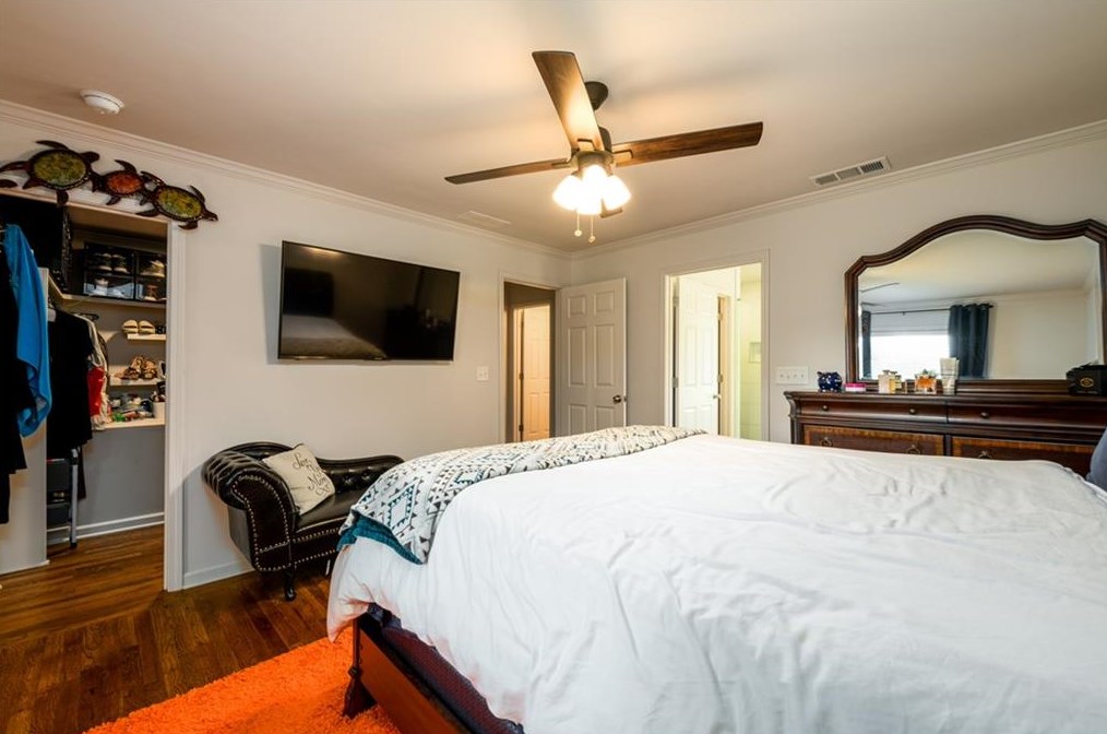 2200 Rollingview Dr, Decatur GA  30032-6141 exterior