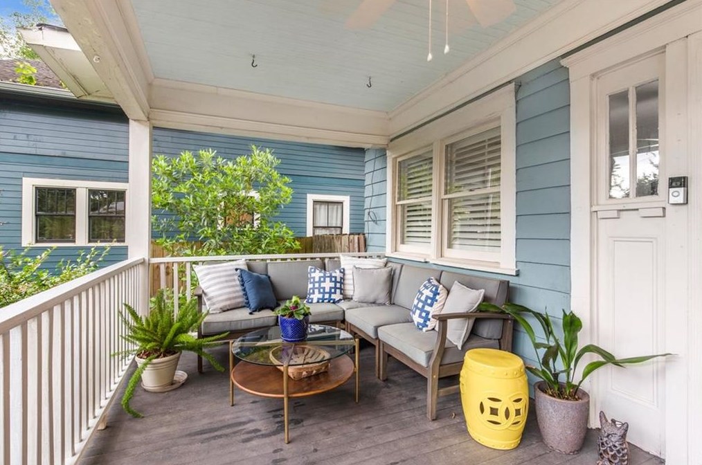 1430 Oakview Rd, Decatur GA  30030-4229 exterior