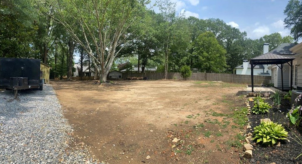 305 Mdw Dr, Alpharetta GA 30009-1545 exterior