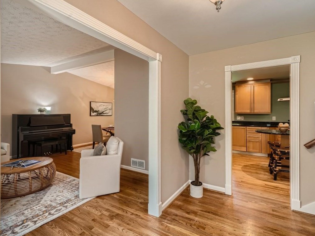 1286 Sanden Ferry Dr, Decatur GA  30033-3346 exterior