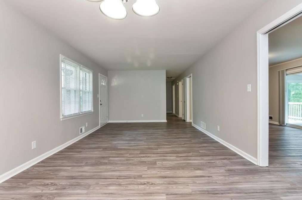 2618 Treadway Dr, Decatur GA  30034-2525 exterior