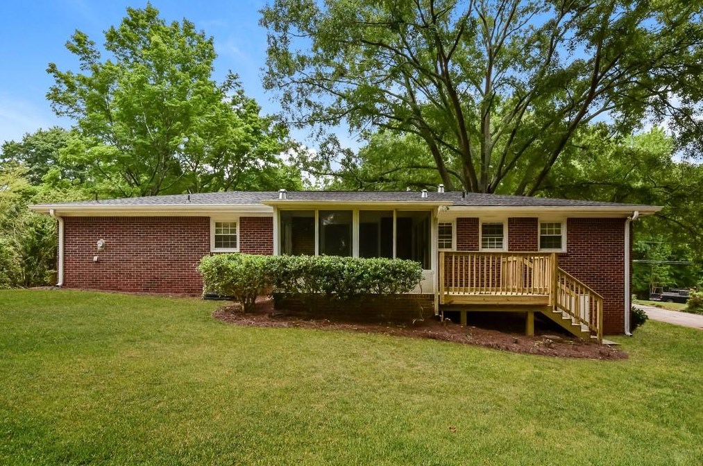 2618 Treadway Dr, Decatur GA  30034-2525 exterior