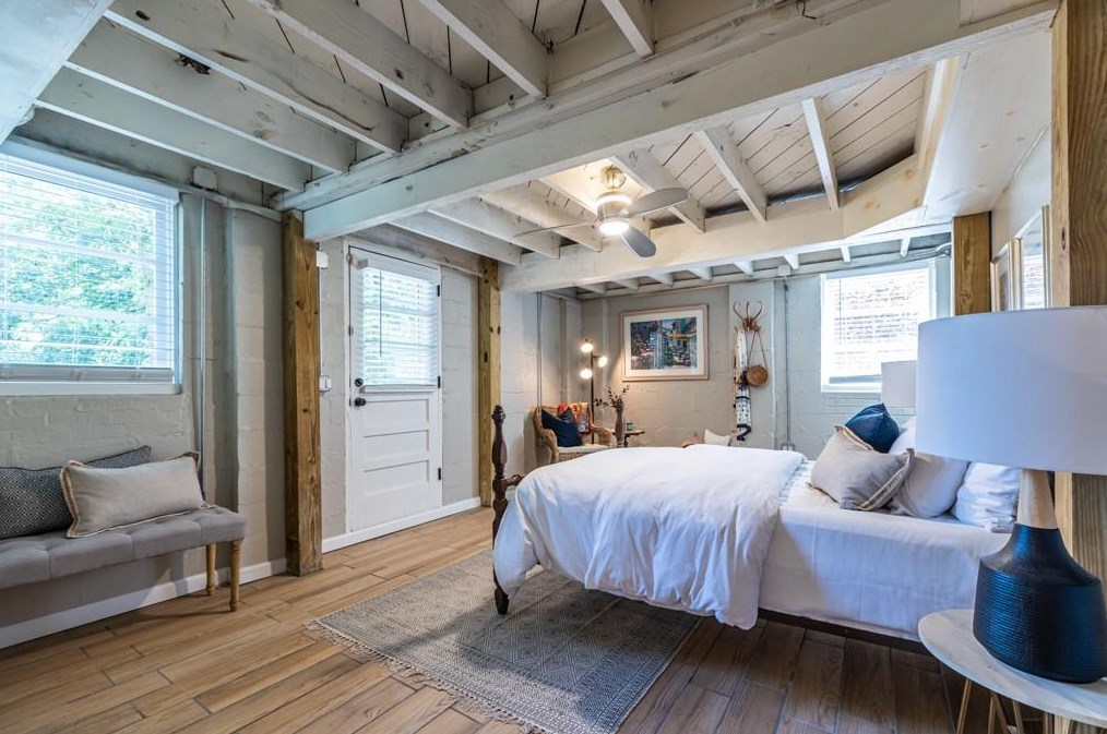 1275 Willivee Dr, Decatur GA 30033-4120 exterior