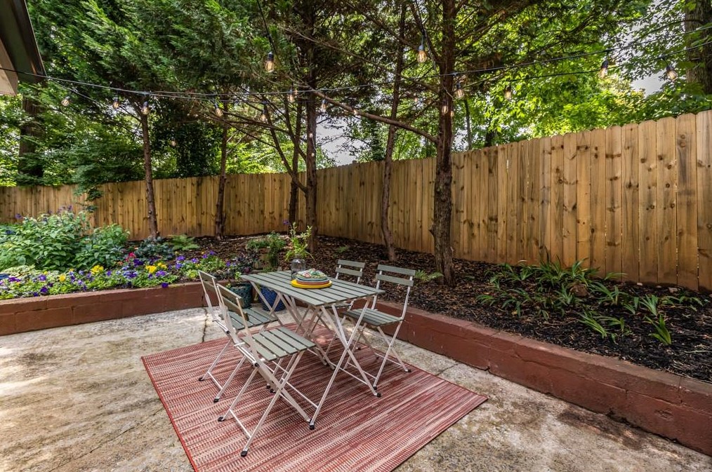 1275 Willivee Dr, Decatur GA 30033-4120 exterior