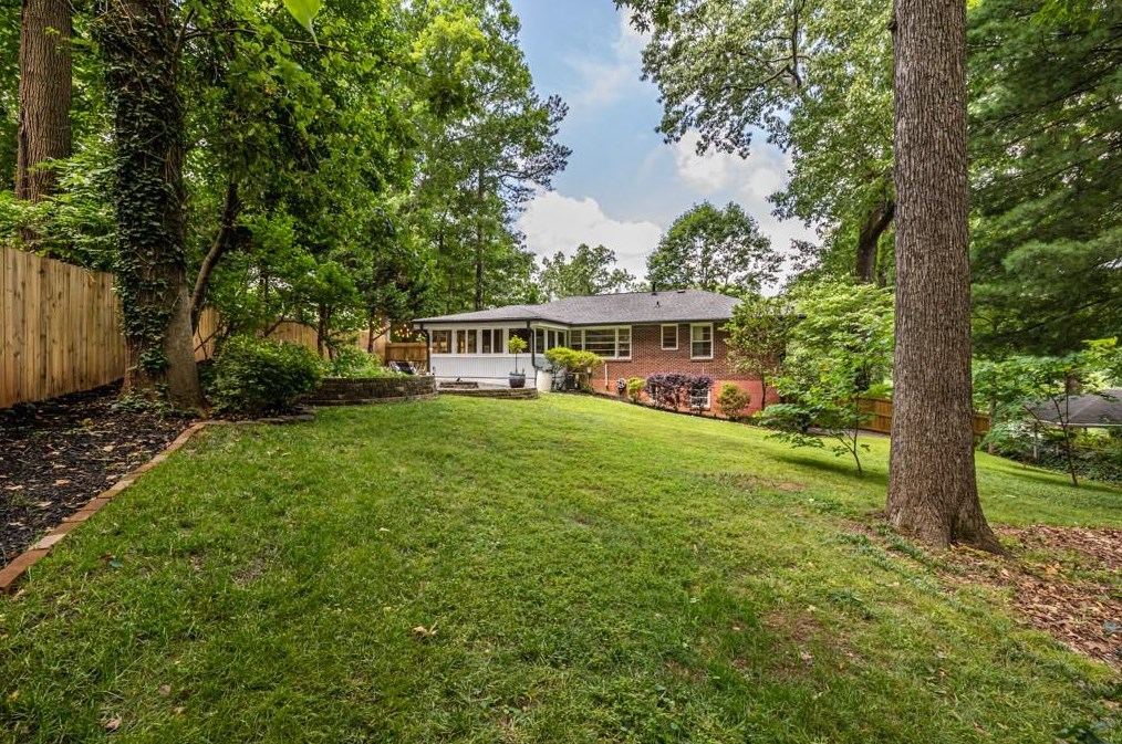 1275 Willivee Dr, Decatur GA 30033-4120 exterior