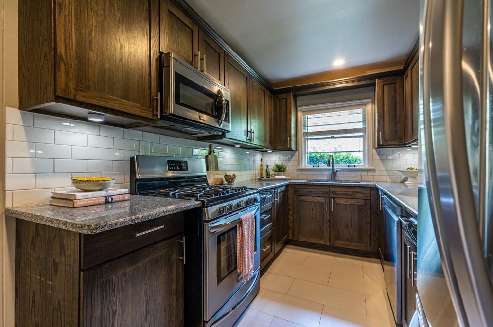 1275 Willivee Dr, Decatur GA 30033-4120 exterior