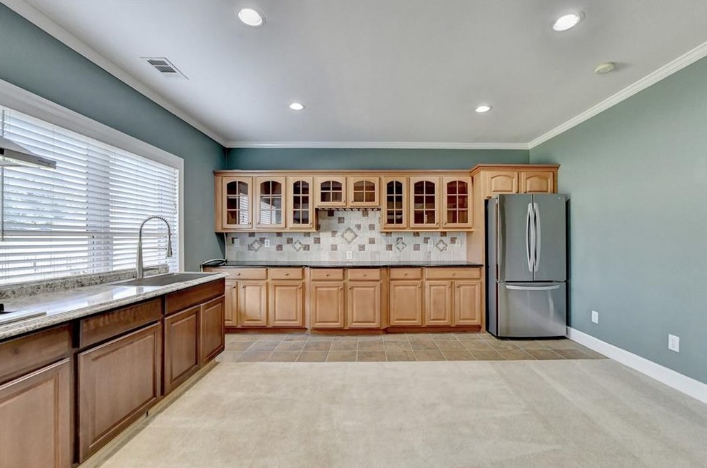1718 Mulberry Lake Dr, Dacula GA  30019-4640 exterior
