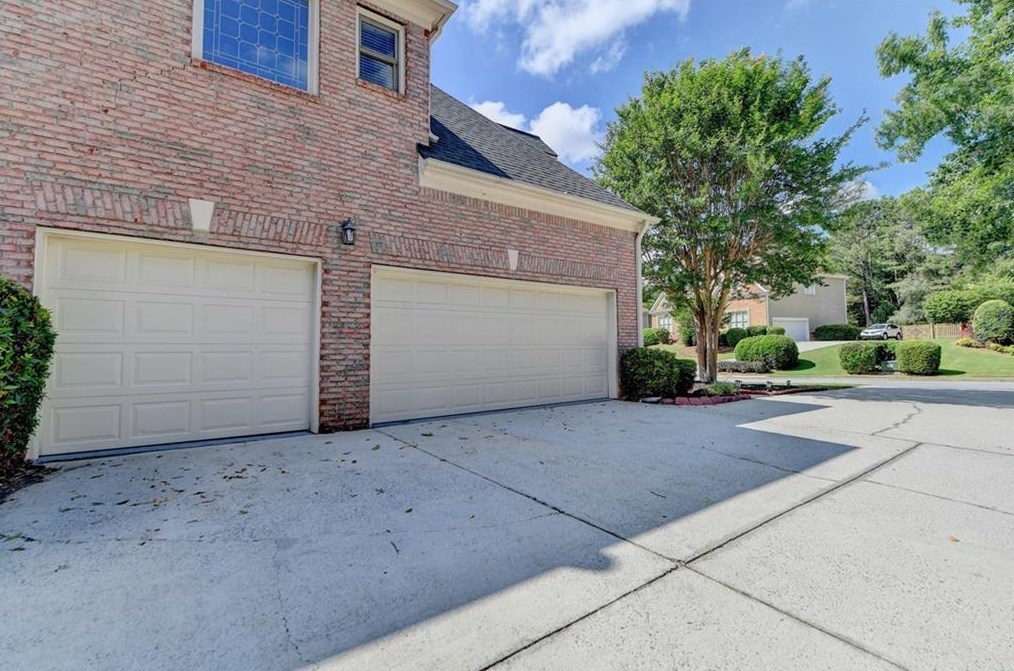 1718 Mulberry Lake Dr, Dacula GA  30019-4640 exterior