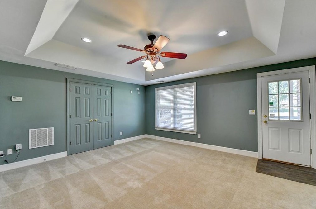 1718 Mulberry Lake Dr, Dacula GA  30019-4640 exterior