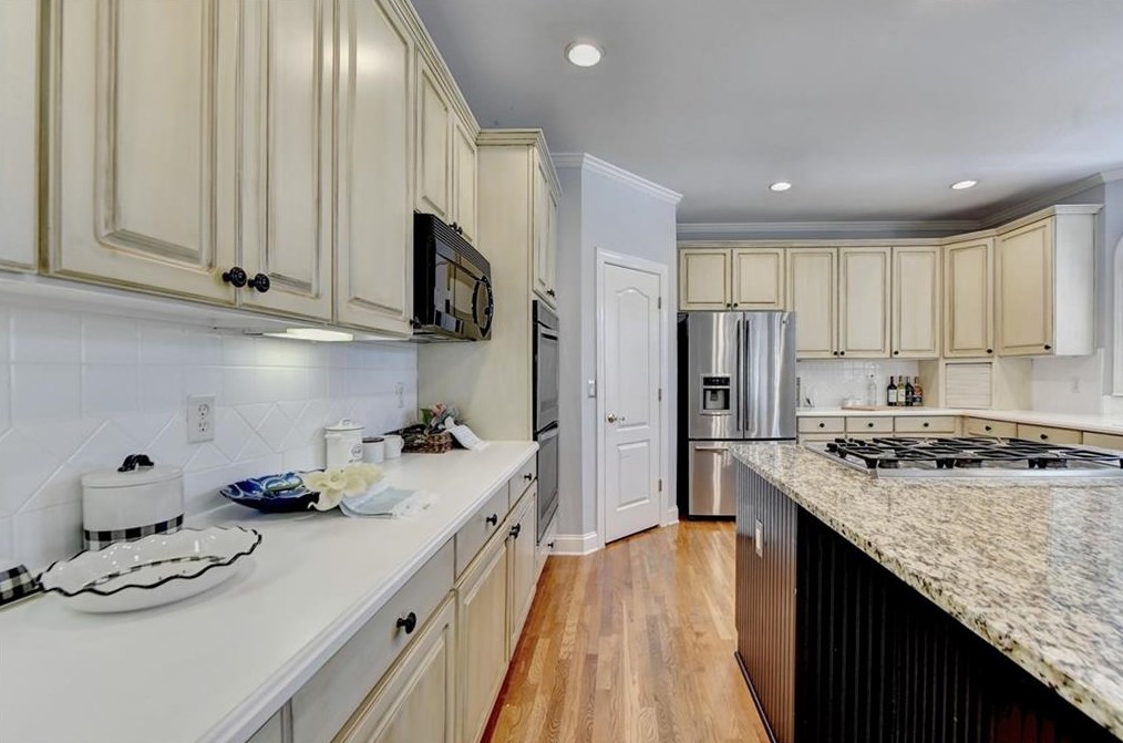 1718 Mulberry Lake Dr, Dacula GA  30019-4640 exterior