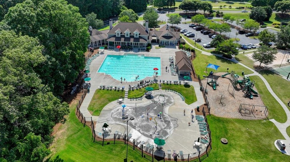 1718 Mulberry Lake Dr, Dacula GA  30019-4640 exterior