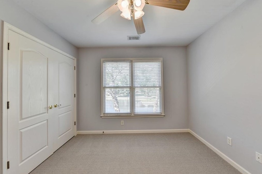 1718 Mulberry Lake Dr, Dacula GA  30019-4640 exterior