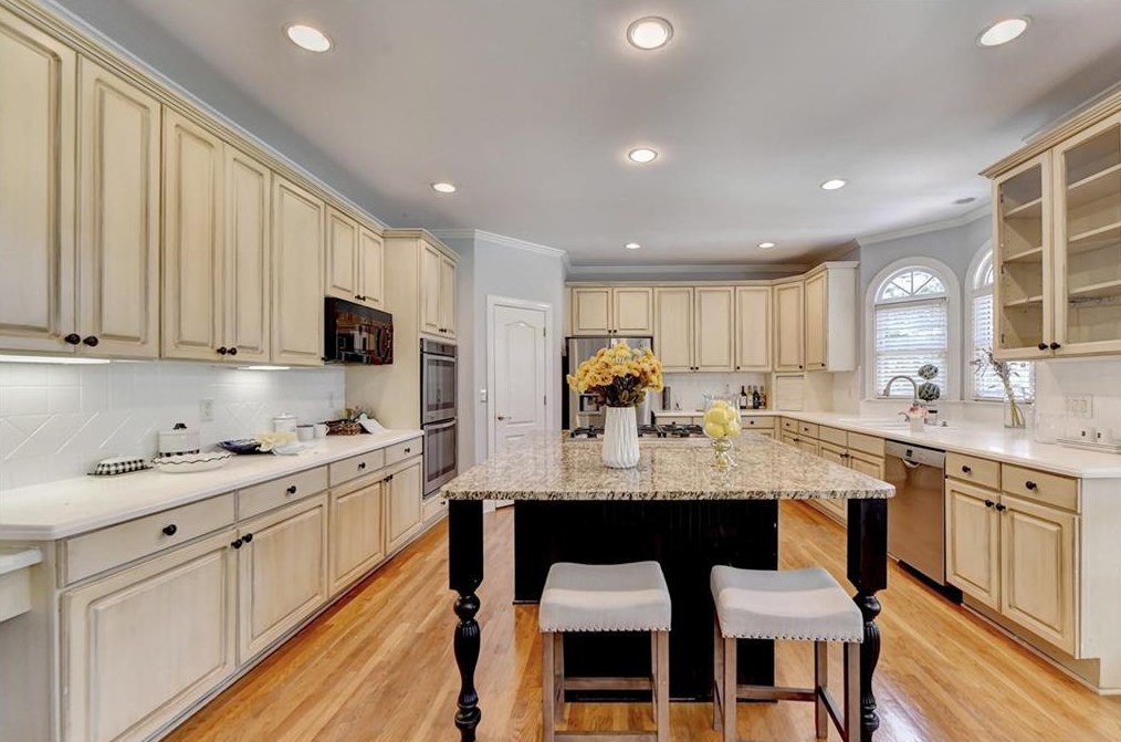 1718 Mulberry Lake Dr, Dacula GA  30019-4640 exterior