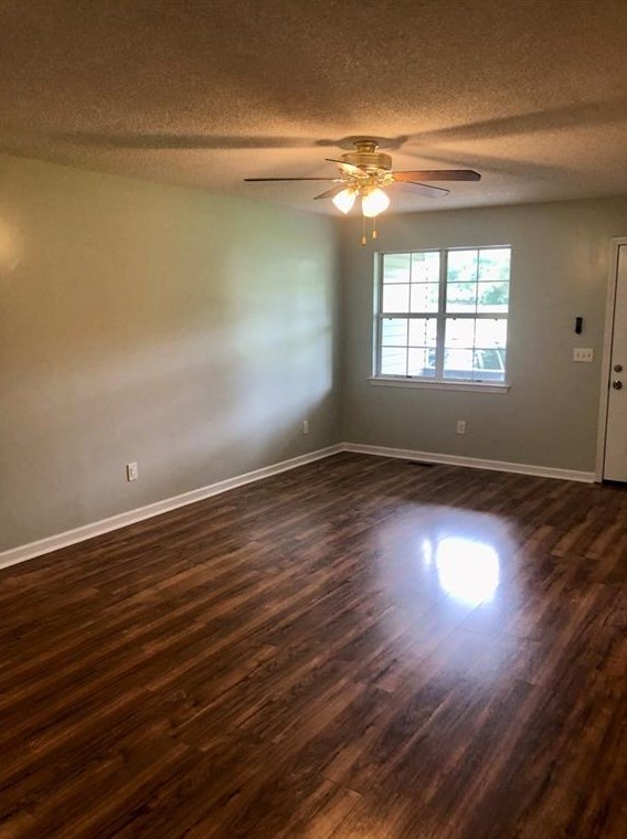 4308 Dews Pond Rd, Calhoun GA  30701-4335 exterior