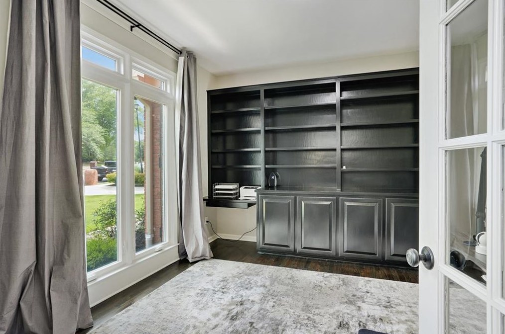 10610 Kingsmark Trl, Alpharetta GA  30022-4709 exterior