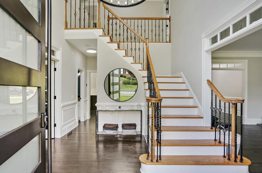 10610 Kingsmark Trl, Alpharetta GA  30022-4709 exterior