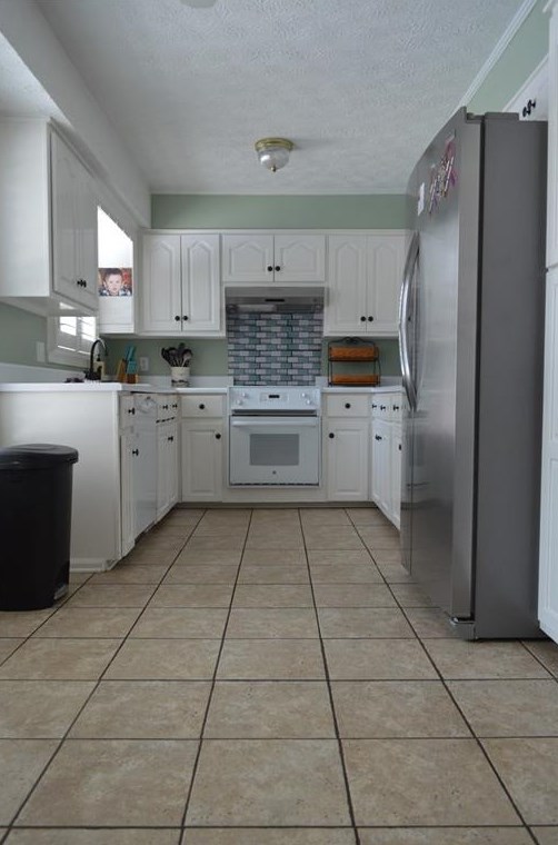 122 Stone Haven Dr, Calhoun GA  30701-2054 exterior
