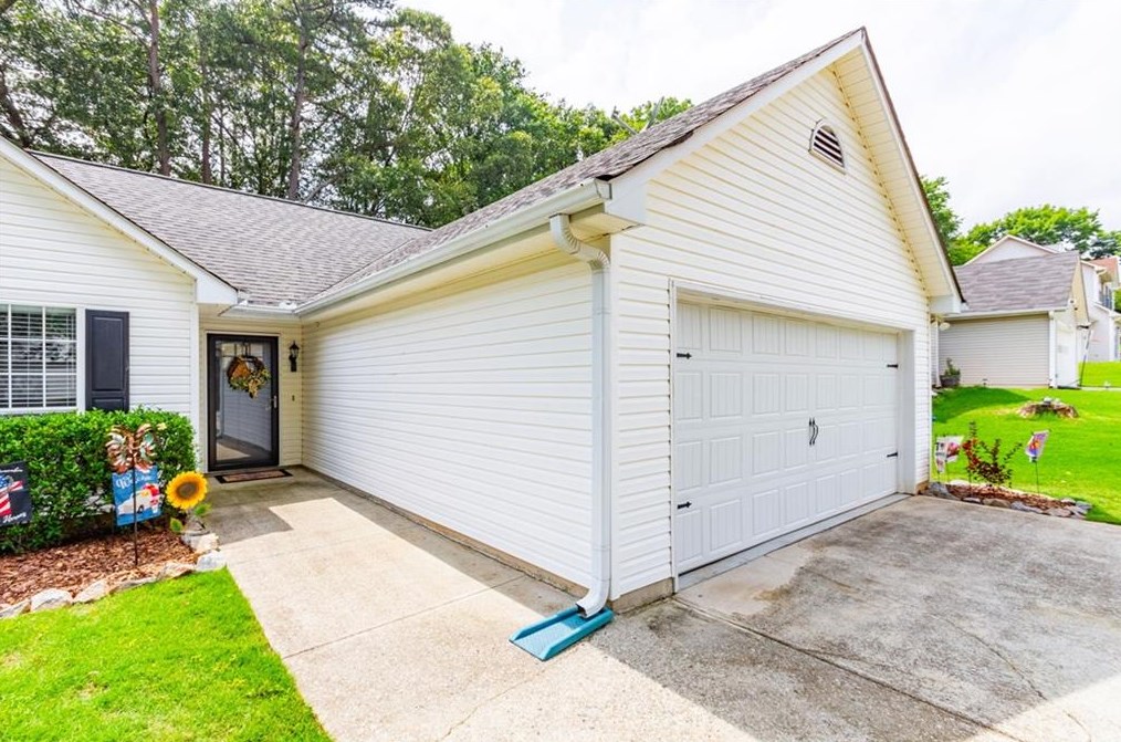 745 Mill Station Dr, Lawrenceville GA  30046-6169 exterior