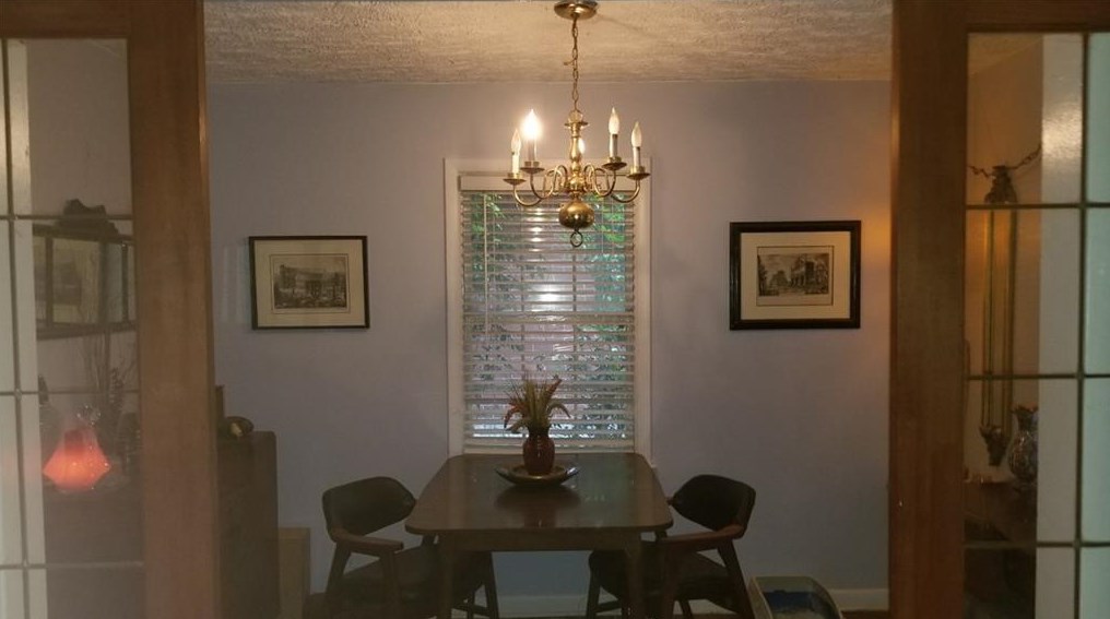 1951 Hooper St, Decatur GA  30032-4124 exterior