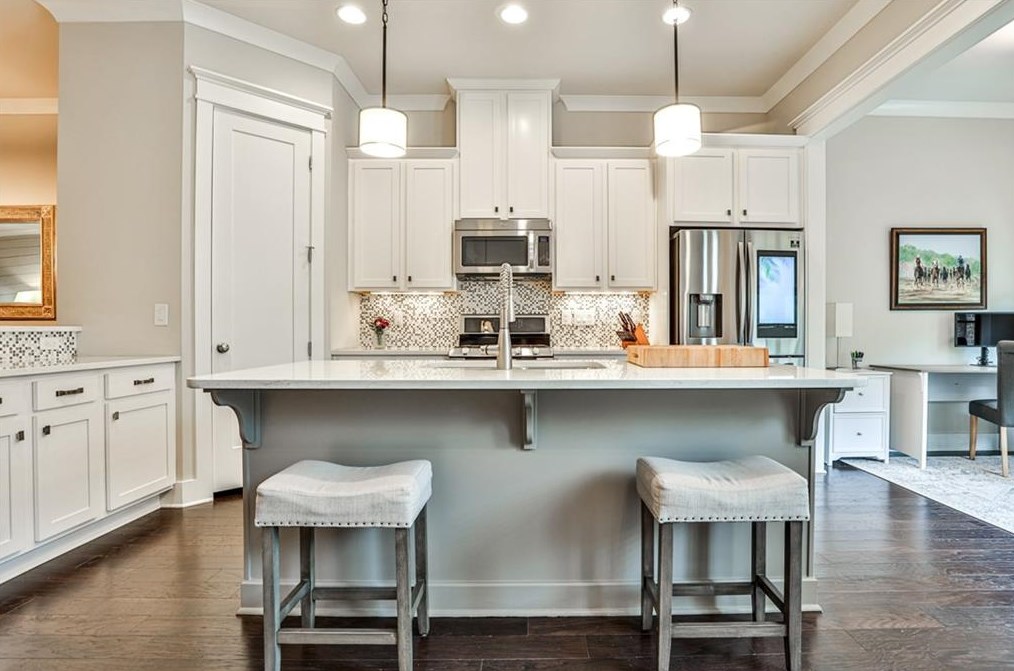 3343 Turngate Ct, Atlanta GA  30341-8400 exterior