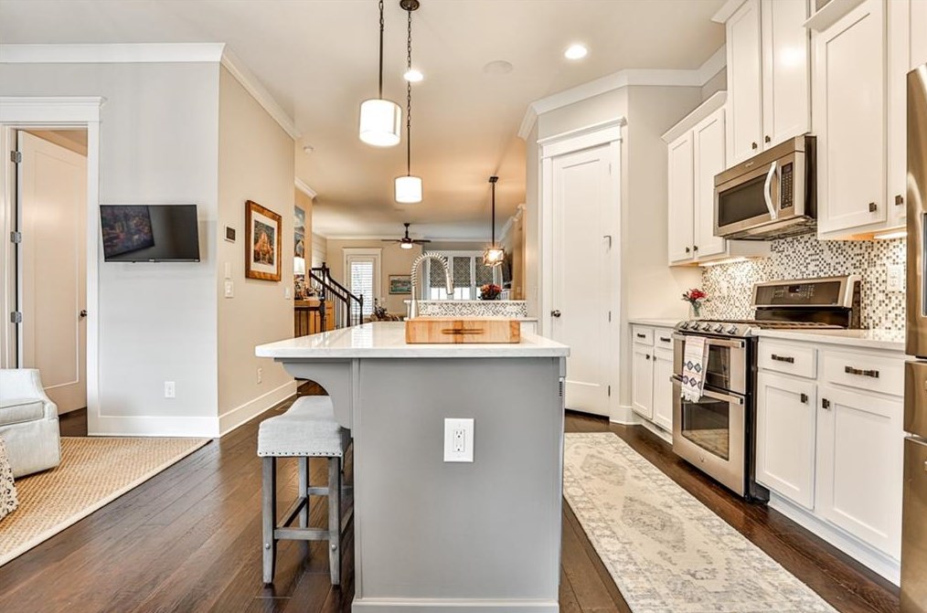 3343 Turngate Ct, Atlanta GA  30341-8400 exterior