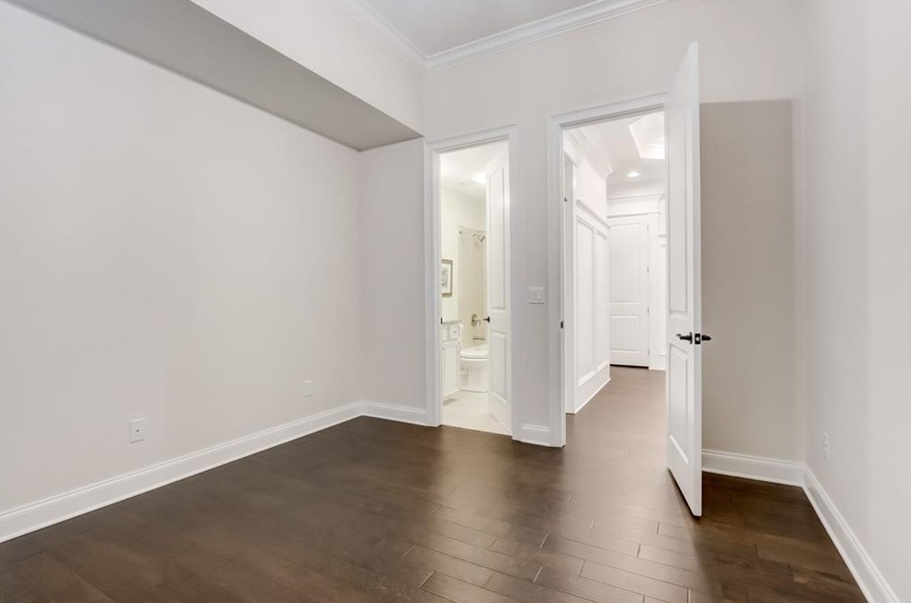 3784 Paces Lookout Cir, Atlanta GA  30339-1845 exterior