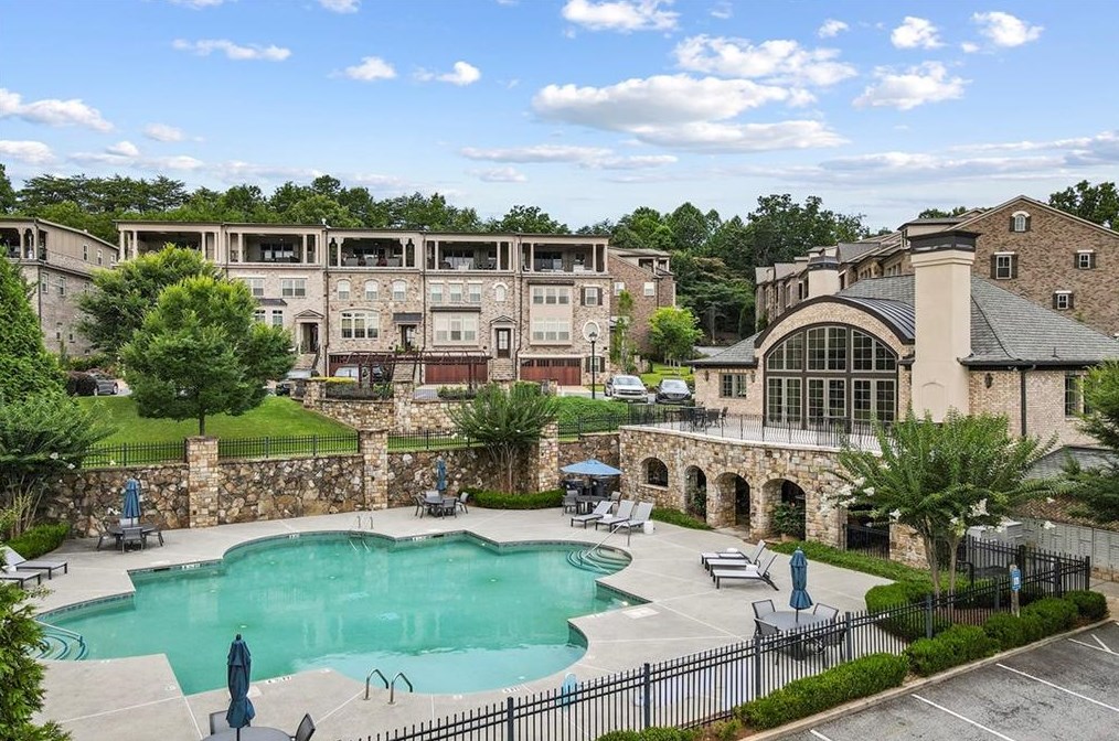 3784 Paces Lookout Cir, Atlanta GA  30339-1845 exterior