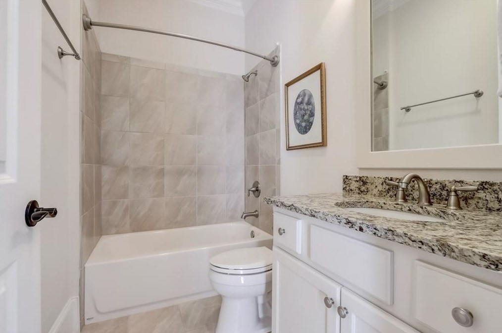 3784 Paces Lookout Cir, Atlanta GA  30339-1845 exterior