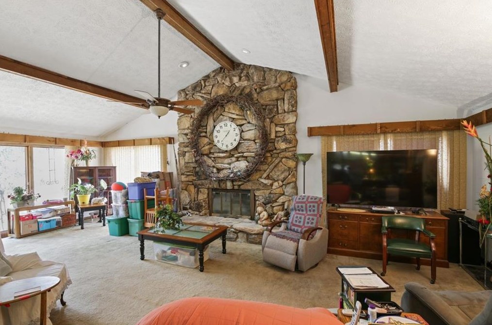 4381 King Valley Dr, Smyrna GA  30082-4226 exterior