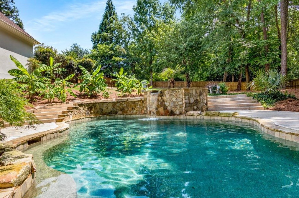 510 Northland Ridge Ct, Atlanta GA  30342-2469 exterior