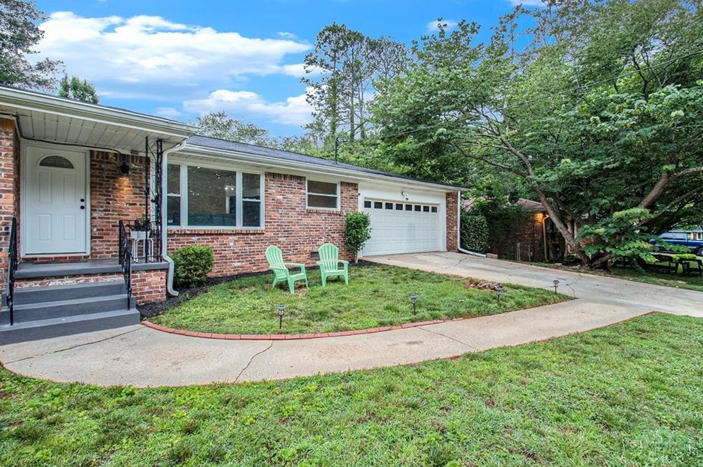 3217 Betty Cir, Decatur GA  30032-2416 exterior