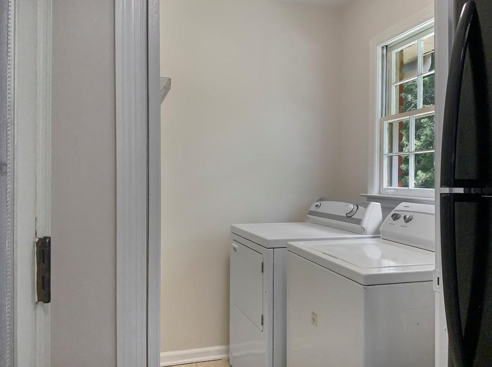 2985 Nursery Rd, Smyrna GA  30082-2131 exterior