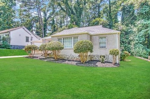 1851 Ridgeland Dr, Decatur GA  30032-4915 exterior