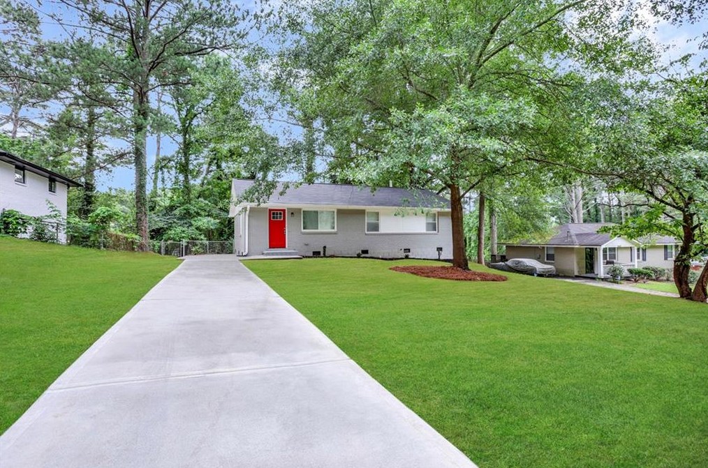 3669 Daisy Dr, Decatur GA  30032-4815 exterior