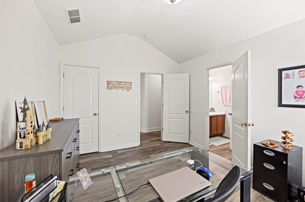484 Easley Dr, Lawrenceville GA  30045-3568 exterior