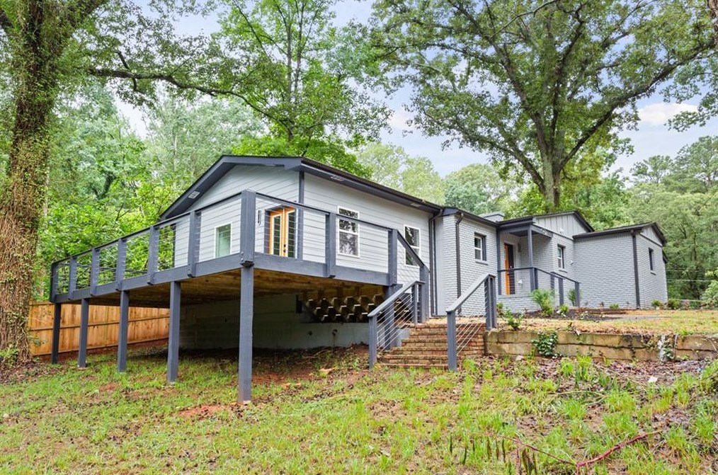 1600 Delano Dr, Decatur GA  30032-3338 exterior