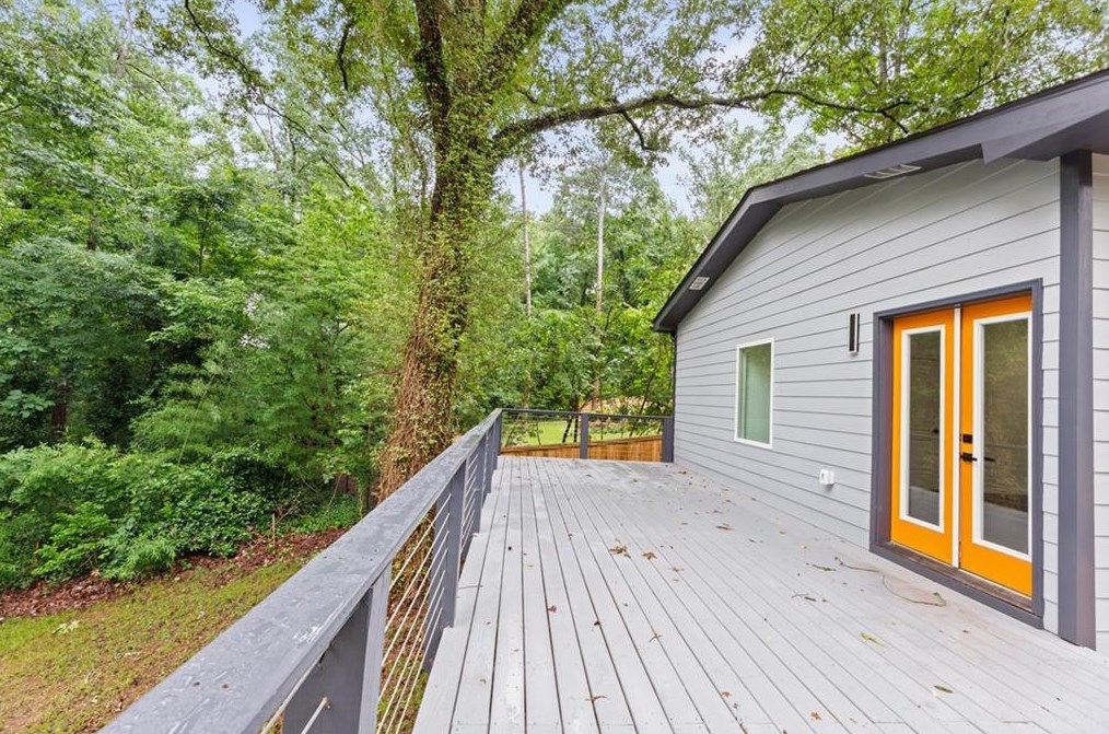 1600 Delano Dr, Decatur GA  30032-3338 exterior