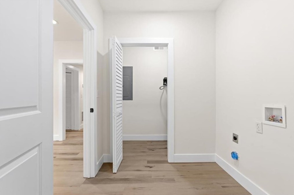 2376 Spg Crk Rd, Decatur GA 30033-2744 exterior