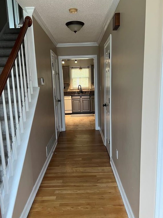 60 Winward Way, Smyrna GA  30082-1952 exterior