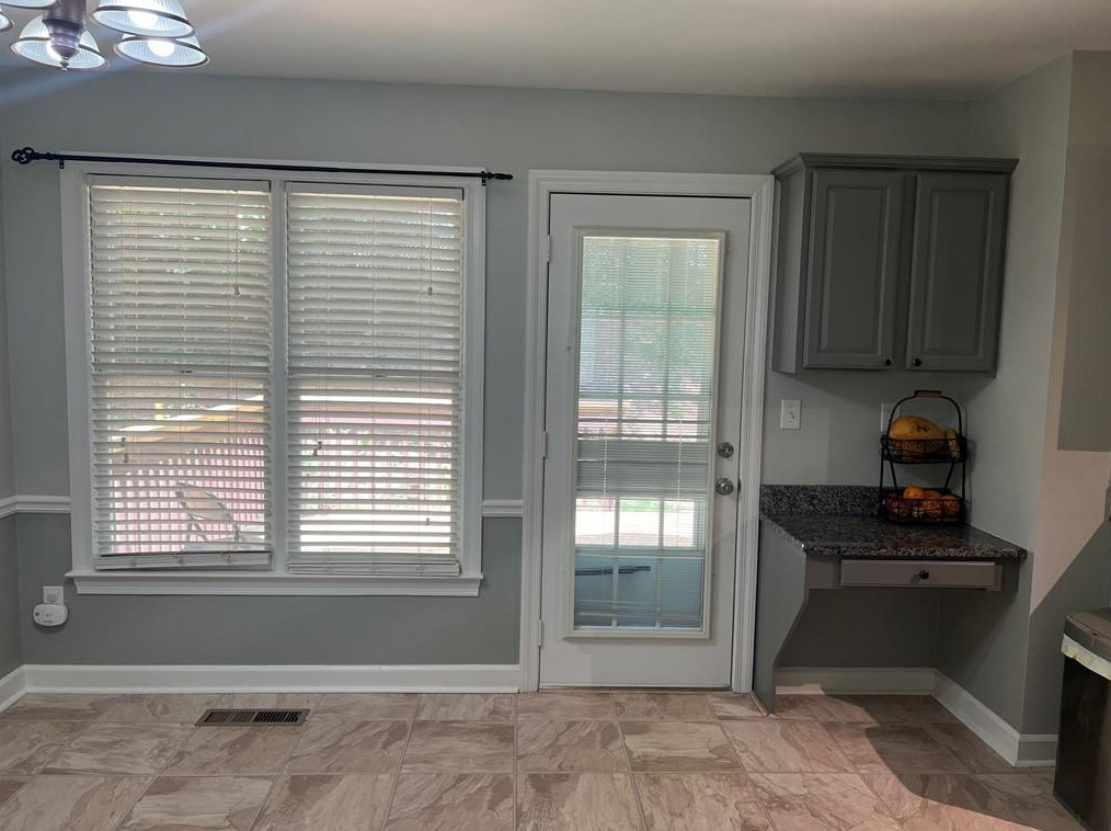 60 Winward Way, Smyrna GA  30082-1952 exterior