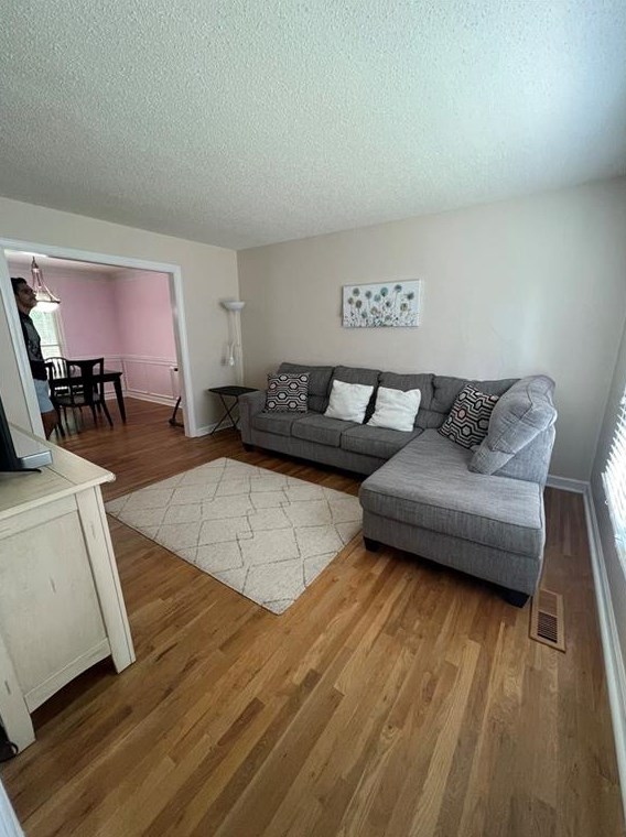 60 Winward Way, Smyrna GA  30082-1952 exterior